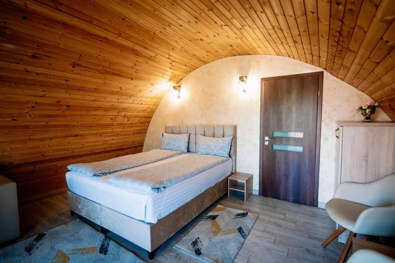Montana Garden Hotel Răşinari Kültér fotó